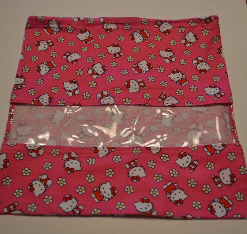 Hello Kitty Hanging Peek-A-Boo Bag
