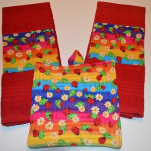 Ladybug Decorative Towels & Potholder Set