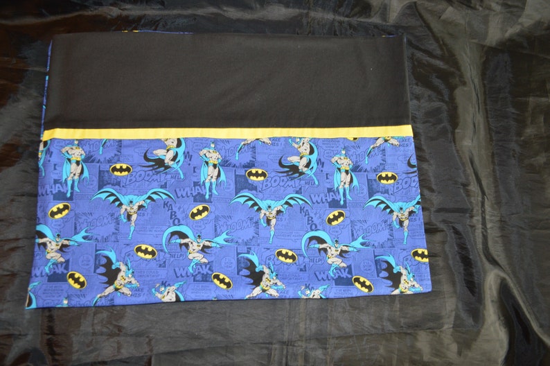 Batman Standard/Queen Size Pillowcase image 2