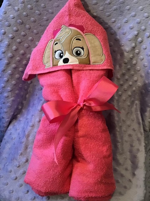 skye hooded towel