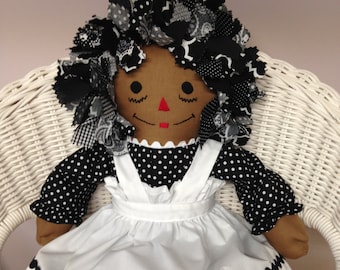 Muñeca Raggedy Ann de 20 pulgadas con cabello de tela, hecha a mano, afroamericana, personalizada.