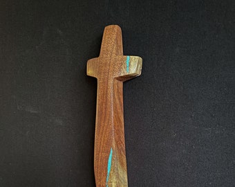 Cruz de pared de 10" de alto x 2" de ancho con incrustaciones de turquesa