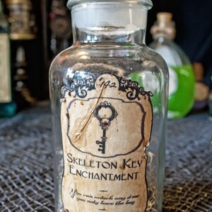 The Cackling Cauldron Original Labels ~ 5 Original, Unique Magic Potion ...