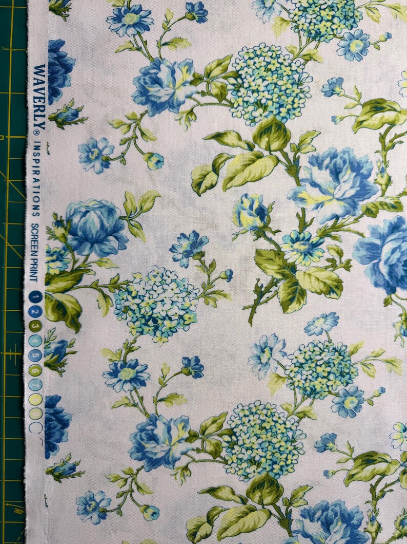 Blue Green Floral Fabric, Waverly Inspirations, 100% Cotton quilting sewing, by the Half Yard Bild 5