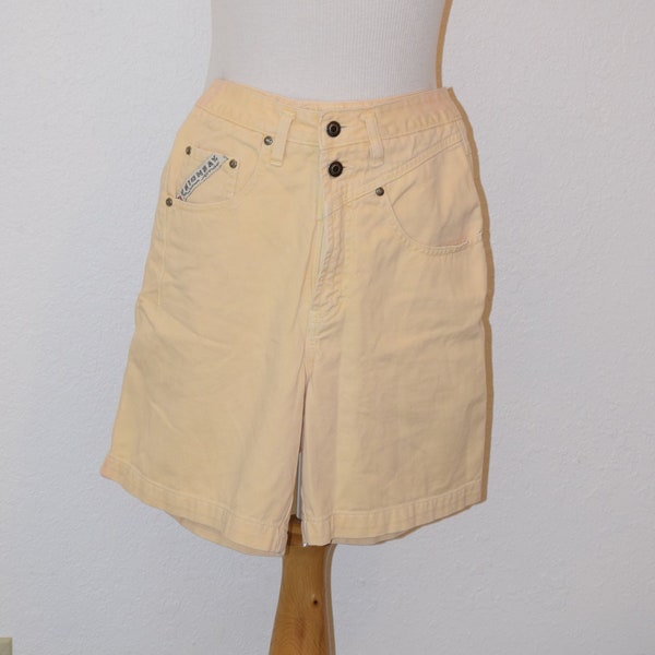 Light Yellow 'Union Bay' High Waist Denim Shorts / Summer Shorts / Mom Shorts / Summer Festival Shorts - Junior 9 / Women's Small