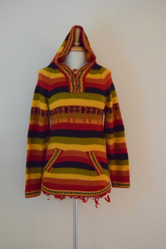 Vintage Rainbow Striped Alpaca / Llama Hooded Pull