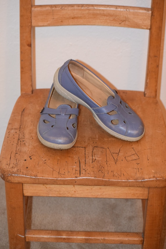 Retro Periwinkle Blue Leather 'Hotter' / Made in E