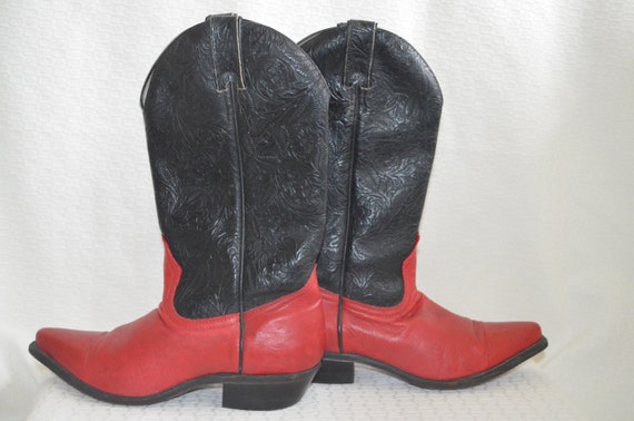 Red and Black 'Boulet' Cowgirl Boots / Western Boo