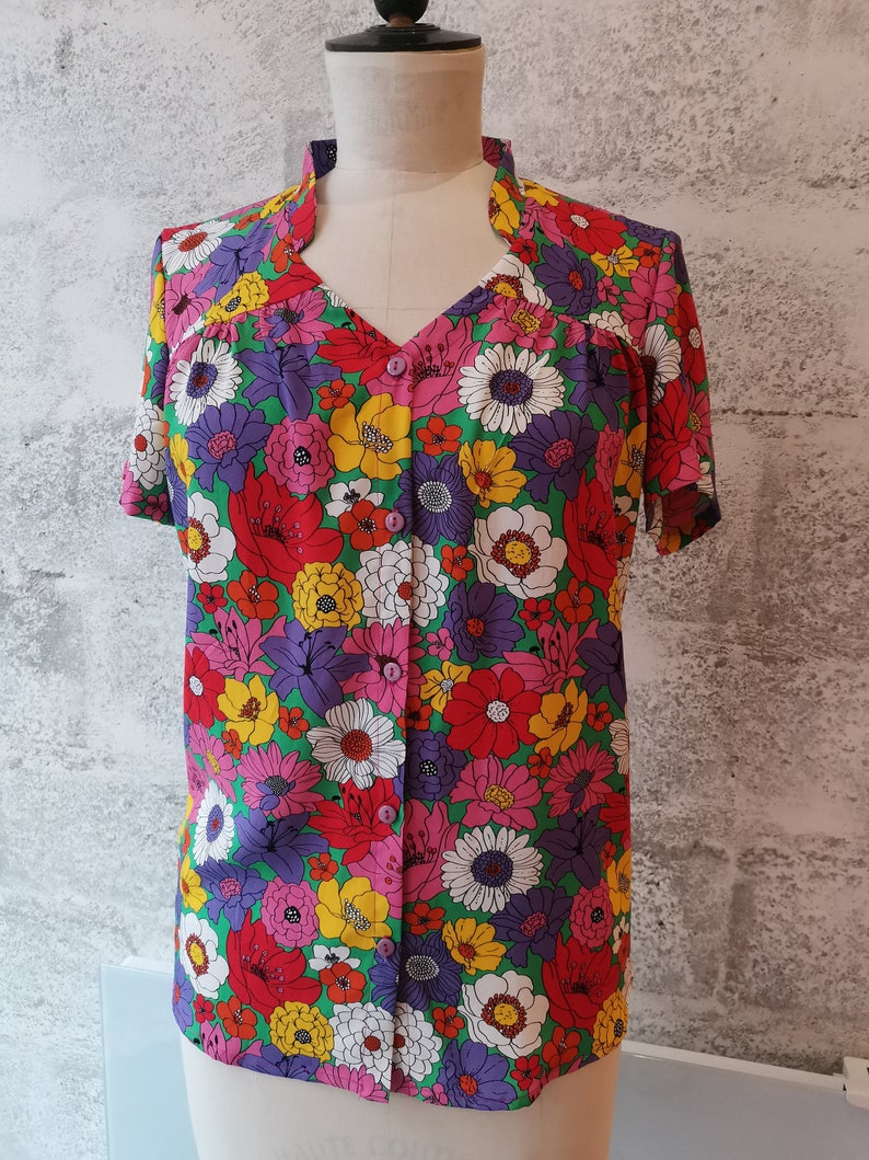 blouse shirt tunic women's blouse short sleeves multicolor print image 2