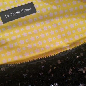 Banane paillettes XXL géante grand sac bandoulière XL grande banane en velours et sequins lepandavolant image 7