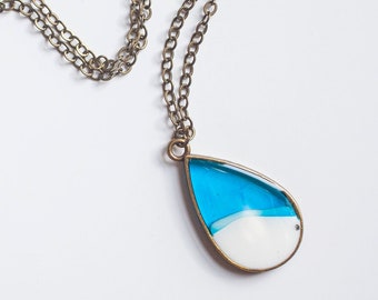 Teardrop Resin & Ink Pendant in blue and white