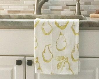 Pear Towel, flour sack towel, block print towel, mothers day, fruit, hostess gift, gift for her, gift for mom, hand printed dish towel, boho