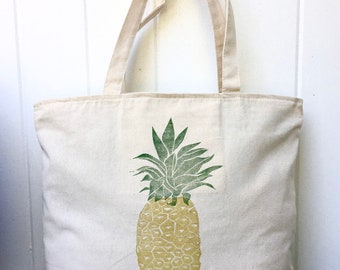 Large zipper tote, pineapple tote, overnight bag, Tote bag, farmers market, reusable grocery bag, mothers day gift, gift for her