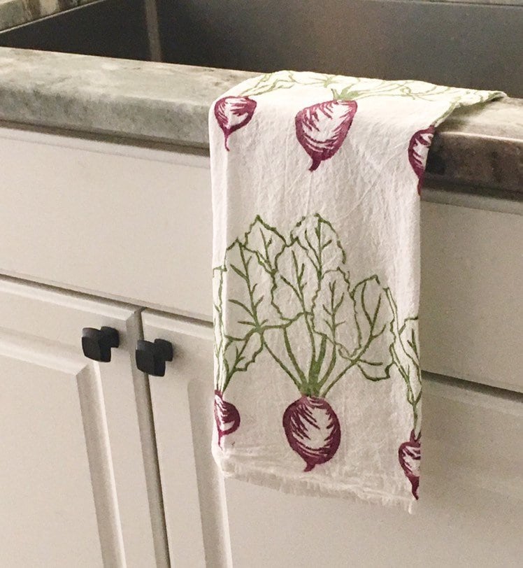 Beet kitchen towel, tea towel, hand printed dish towel, flour sack towel, block print towel, hostess gift, gift for her, gift for mom