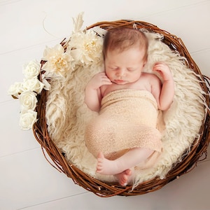 Digital Background, white wooden floor, newborn basket with fluffy sheepskin