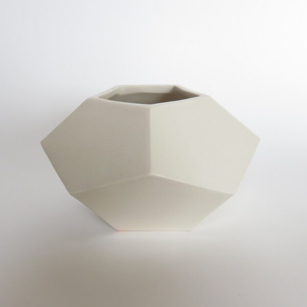 Ceramiczne biały diament Flower Waza, Pentagon, ceramika i ceramika, geometryczny wazon, Dekoracja domu