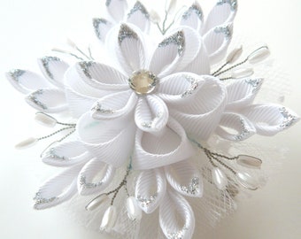 Christmas Snowflake  Kanzashi fabric flower hair clip. White and silver.