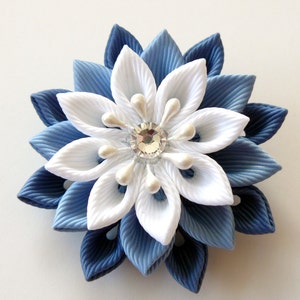 Men&#39;s Flower Lapel Pin. Kanzashi  fabric flower brooch . Kanzashi flower lapel pin. Boutonniere lapel pin. Handmade Wedding Boutonniere.