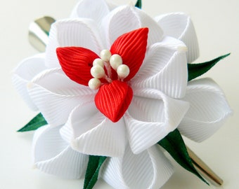 Kanzashi fabric flower hair clip, White fabric flower.