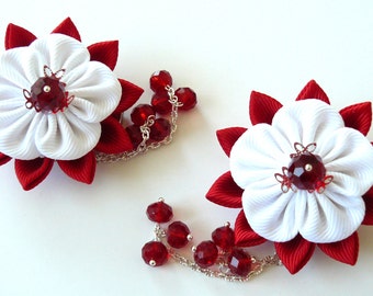 Kanzashi  Fabric Flowers. Set of 2 hair clips. Red and white kanzashi.