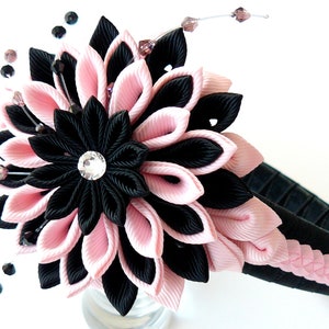 Kanzashi Fabric Flower headband.  Lt. pink and black.