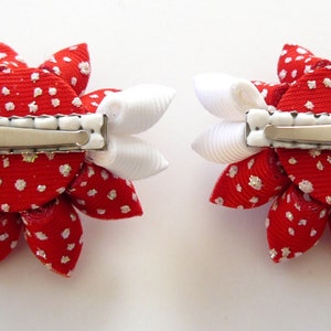 Kanzashi Fabric Flowers. Set of 2 Hair Clips. Red and White. - Etsy