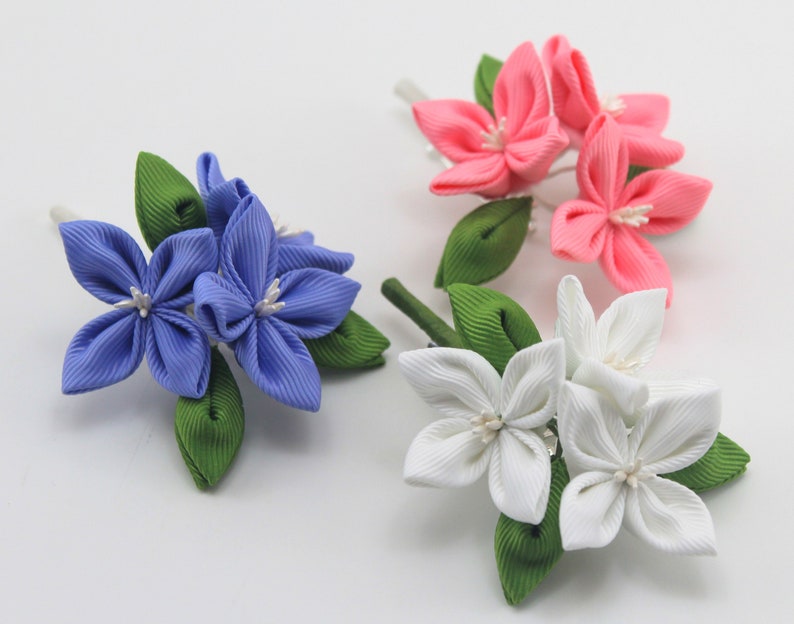 Flower broochFabric flower broochHandmade women broochKanzashi broochBrooch pinWhite pink flower pin Hortensia flower brooch