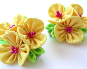 Kanzashi  Fabric Flowers. Set of 2 hair clips.  Yellow kanzashi flowers. Yellow girl hair clips.