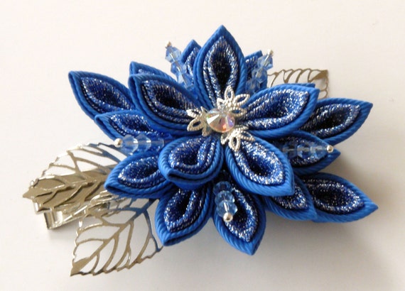 Pic à Cheveux Fleur Japonais Tsumami Kanzashi - Bleu, En Tissu - Fait Main Au Japon