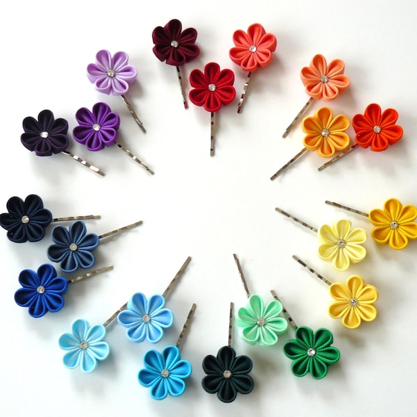 Kanzashi fabric flowers. Small flower bobby pins. Girls hair pins. PICK THE COLOR. Rainbow hair pins.