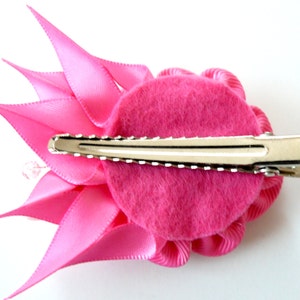 Kanzashi fabric flower hair clip, Pink fabric flower. image 5