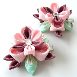 Kanzashi  Fabric Flowers. Set of 2 hair clips. Rosemauve, lt.pink and mint.