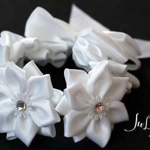 White Kanzashi Hair Bun Wrap. Flower Crown Bun Wrap. White Flower Bun Wrap.Flower Bun. Ballet Headpiece. Ballet Floral Crown image 4