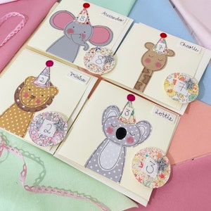 Set kaarten en badges feestbeesten: keuze