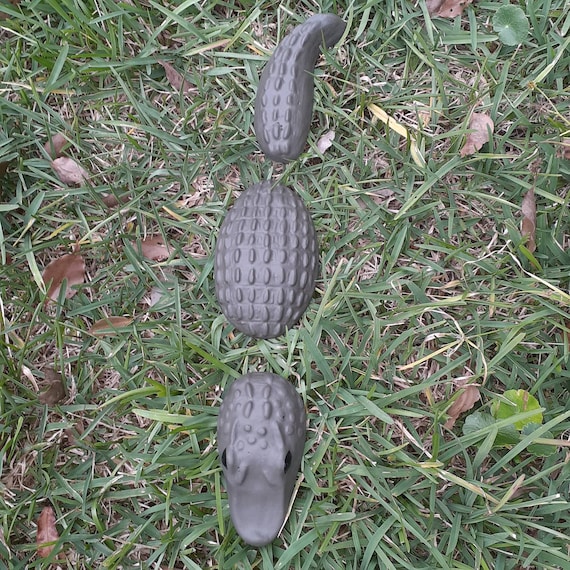 3pc Alligator Statue 18 inches