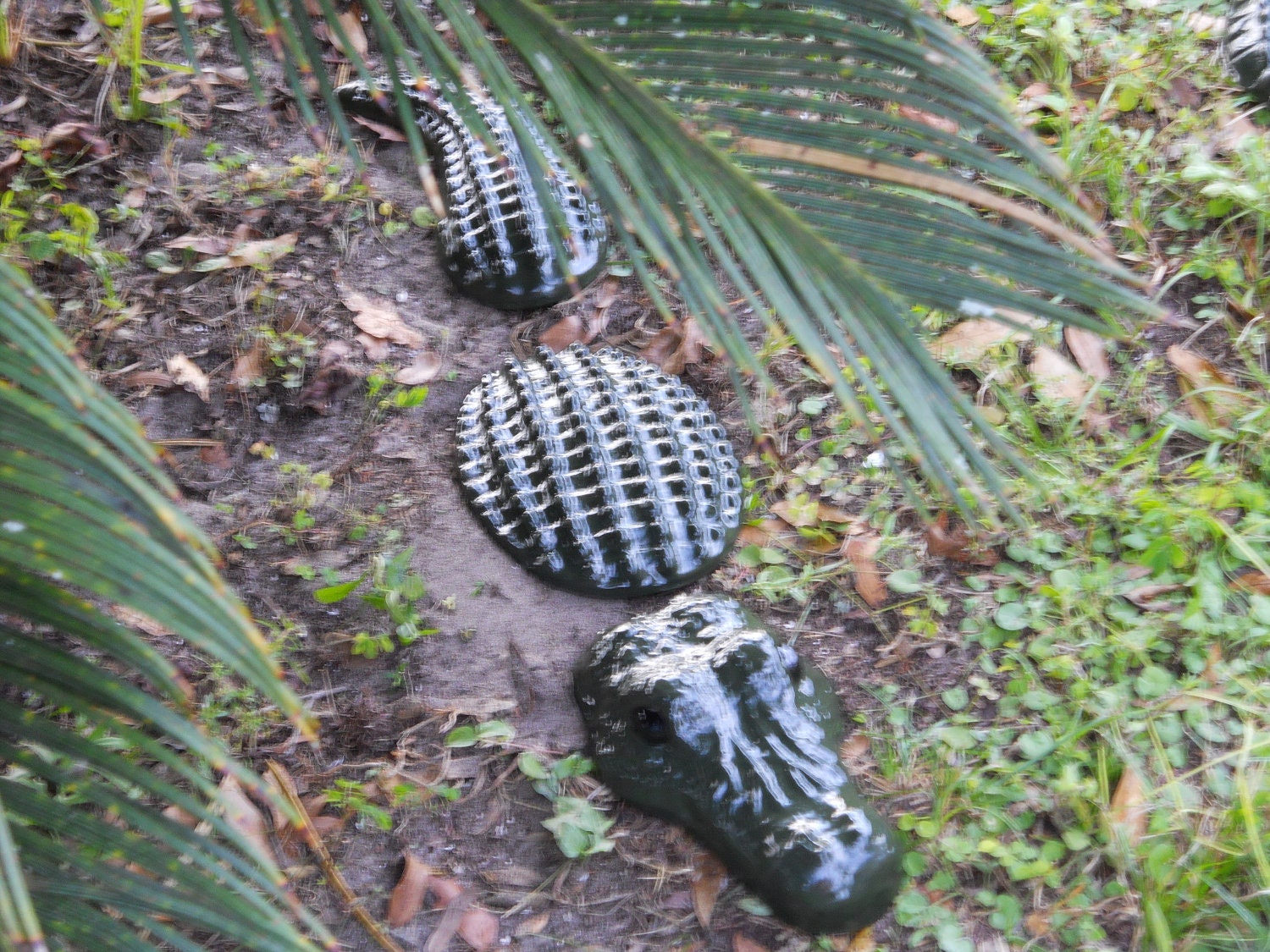 resin alligator statue