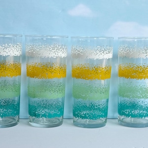 Vtg Striped Glassware Set of 4 Green, Yellow and White Striped Drinkware Spotted Line Fun Drinkware, 16 Fluid Ounce Size
