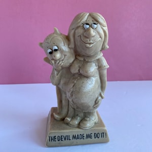 Vtg Berries Sillisculpt Statue, 1971 Devil and Pregnant Lady, &quot;The Devil Made Me Do It&quot; Funny Novelty Gag Gift Statue