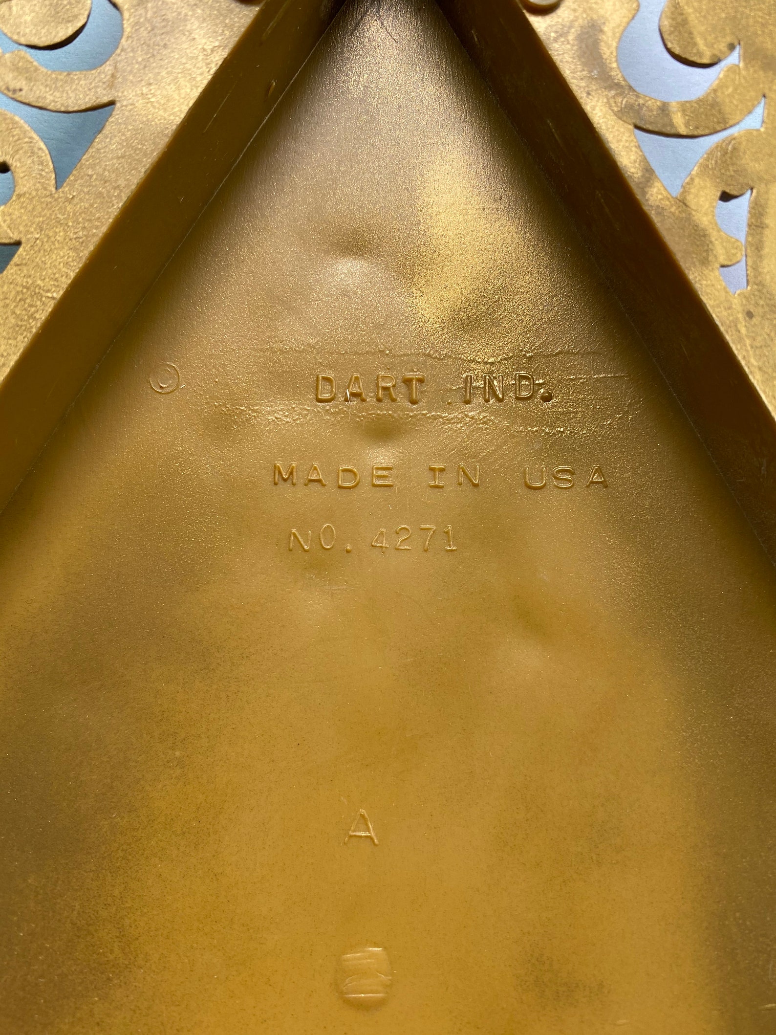 Vtg Diamond Shaped Wall Plaques Dart Ind. Gold Diamond Shaped Etsy