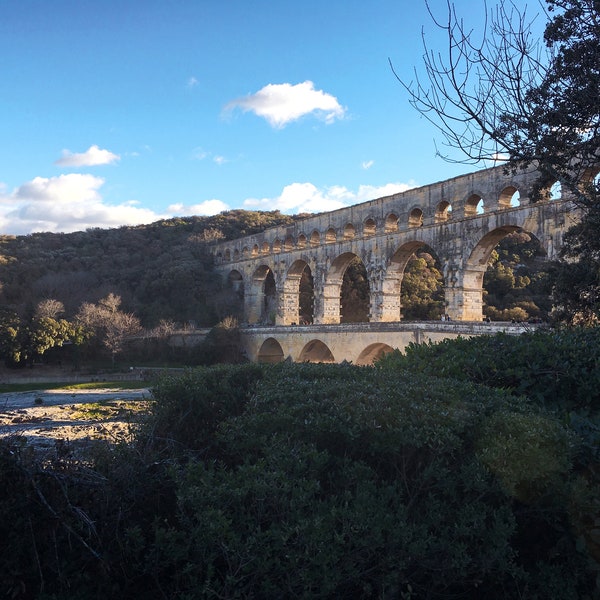 Vers Pont Du Gard Print. Provence France. Photographie de voyage. affiche d’architecture Français. Téléchargement numérique. Art mural imprimable.