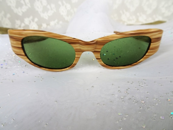 RARE Wood Grain Vintage Sunglasses, Tone-Ray Sun … - image 1