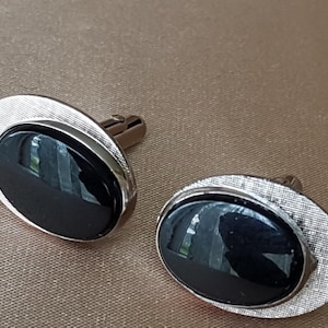 FABULOUS MCM Vintage CUFFLINKS,Textured Silver and Black Stones,Mens Cuff Links,Modernist links,Signed Swank Cuff Links,Mens Vintage Jewelry