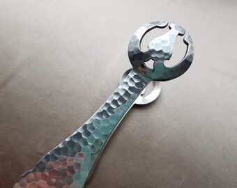 Favolose pinze Art Déco, in metallo martellato, pinze per il ghiaccio, accessori da bar vintage, pinze in argento Forbes Plate, decorazioni Art Déco, oggetti da collezione per bar.