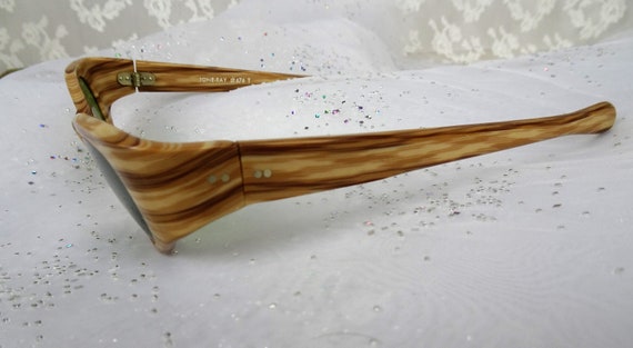 RARE Wood Grain Vintage Sunglasses, Tone-Ray Sun … - image 3