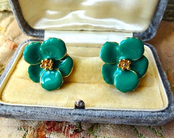 Splendidi orecchini vintage in smalto floreale e metallo color oro, dal design molto grazioso, gioielli vintage da collezione.