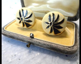 Splendidi orecchini vintage in smalto floreale e metallo color oro, design favoloso, gioielli vintage da collezione.