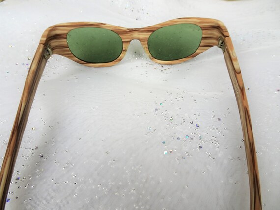 RARE Wood Grain Vintage Sunglasses, Tone-Ray Sun … - image 4