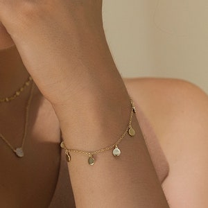 Dangle Disc Bracelet, Minimalist Layering Jewelry, Dainty Bracelet, Gift for Her