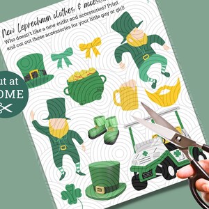 Pode incluir: Conjunto de artesanato de papel para cortar e imprimir que inclui um duende, um pote de ouro, um chap&eacute;u, um copo de cerveja, um trevo e um carrinho de golfe. O texto "cut at home" est&aacute; inclu&iacute;do na imagem.