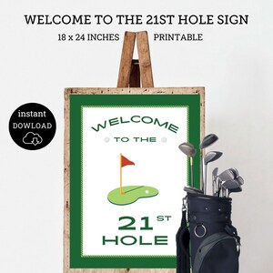 Könnte beinhalten: Druckbarer Schild in der Größe 46 x 61 cm mit der Aufschrift "Willkommen am 21. Loch" und einer Illustration eines grünen Golfplatzes mit Fahne.
